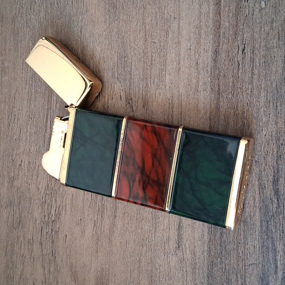 Extremely Rare Vintage Gucci Lighter - Picture 2 of 10
